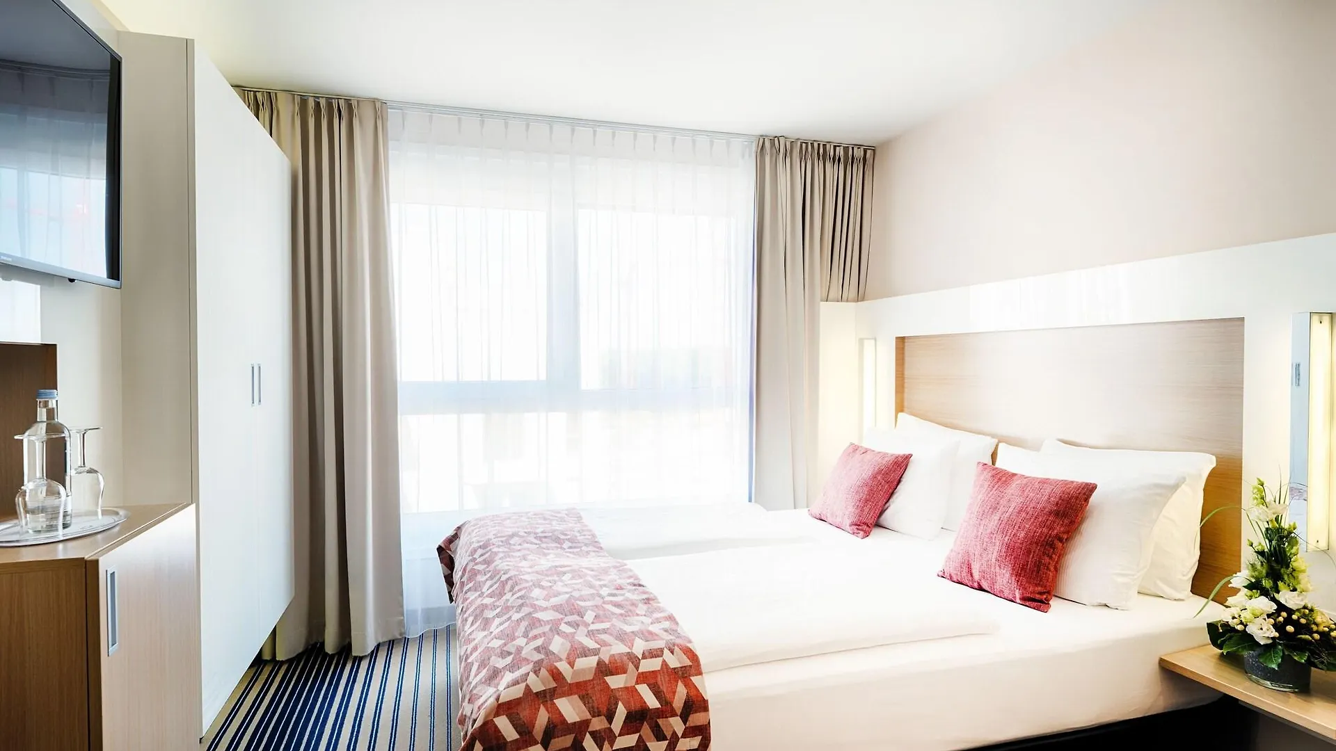 ****  Best Western Plus Welcome Hotel Frankfurt Frankfurt am Main Germany